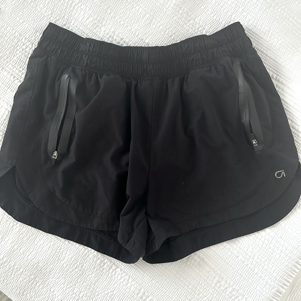 Gap Fit lined shorts